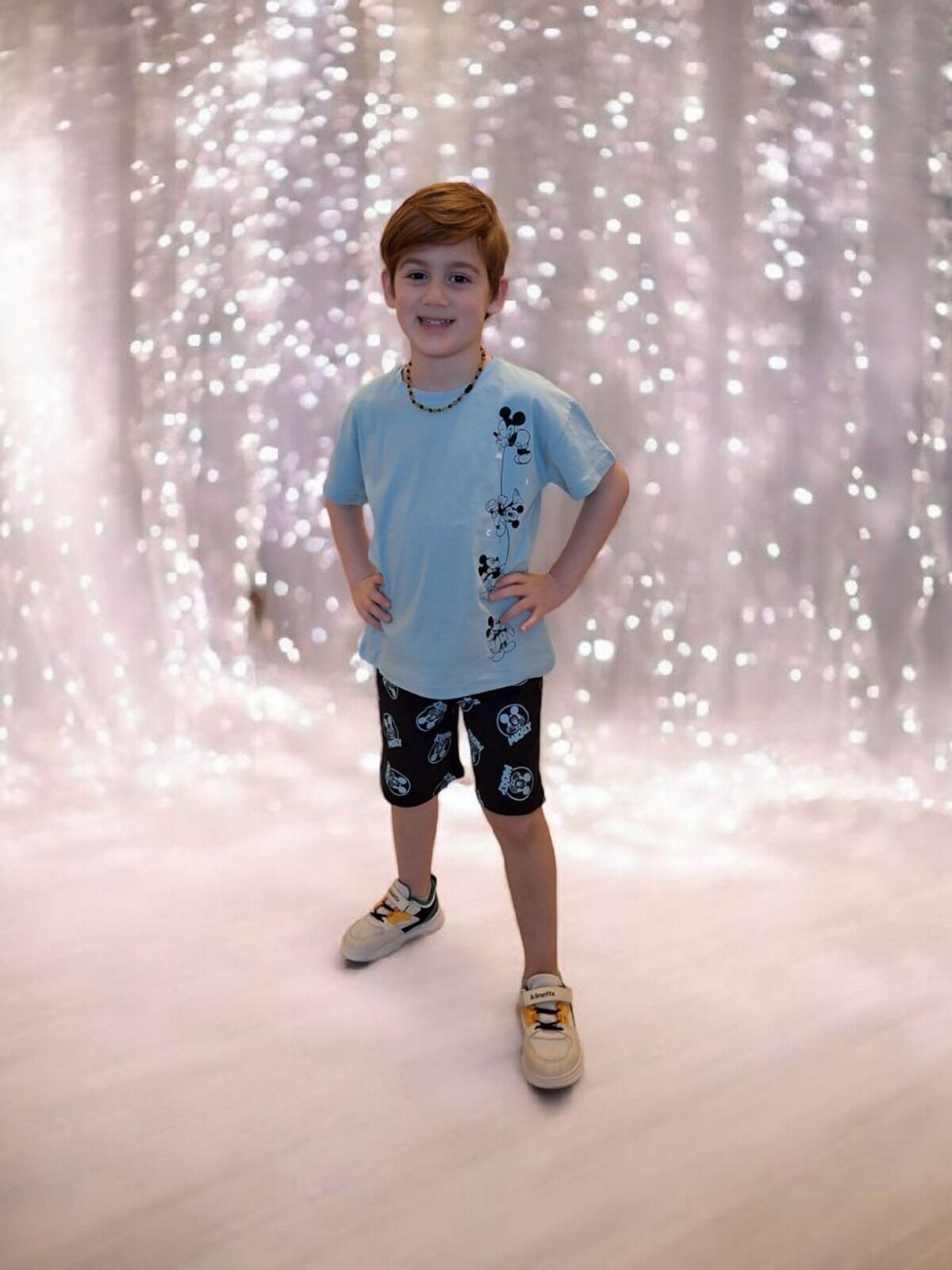 Erkek Çocuk Mickey Mouse Detaylı T-Shirt Ve Şort Alt Üst Takım