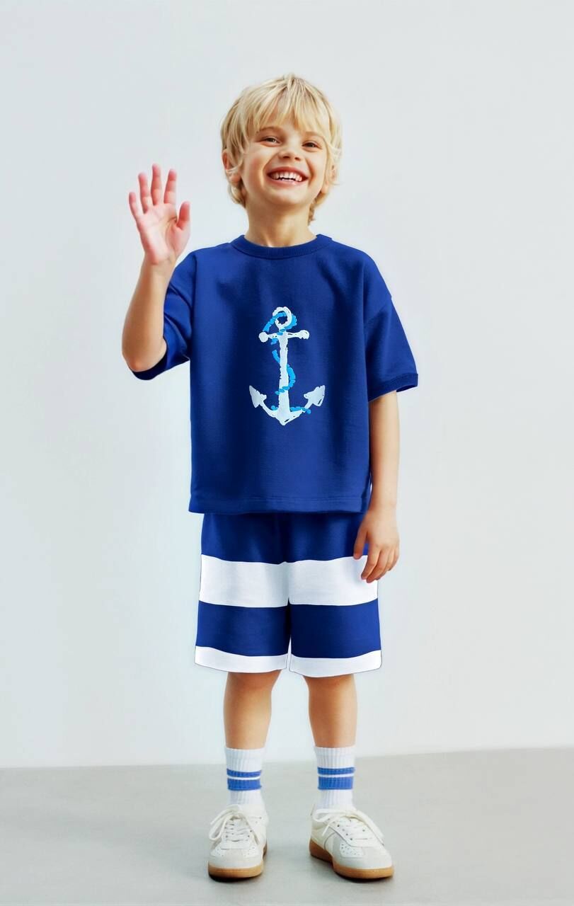 Çapa Figürlü Mavi T-Shirt ve Lacivert Beyaz Çizgili Şort Seti